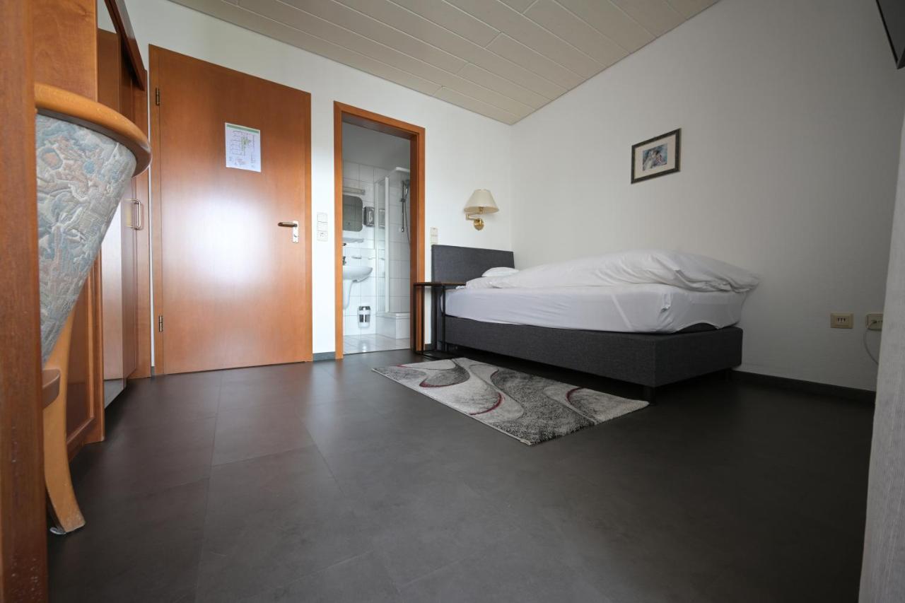 Landhotel Hirsch Sankt Johann  Buitenkant foto